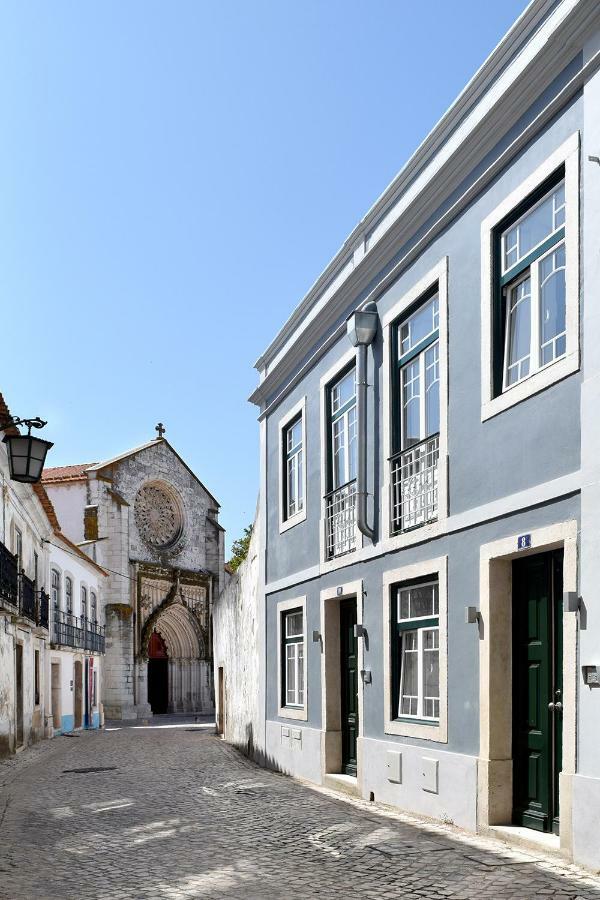 Villa Graca -Hostels And Apartments Santarem Exterior photo